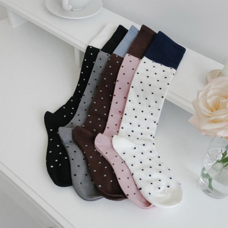 

Cute two-color dot spring socks for women brown