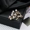 Elegant Versatile Light Luxury Corsage Brooch with Niche Design - Anti-Exposure Pin