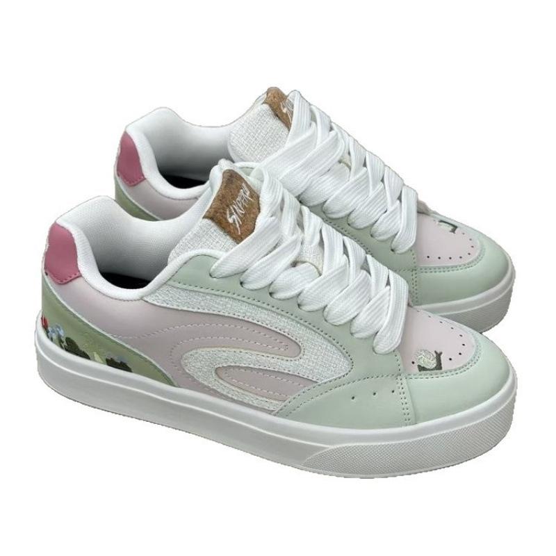 Mori small fresh white shoes women's 2025 autumn new retro style versatile casual board shoes sports skateboard shoes