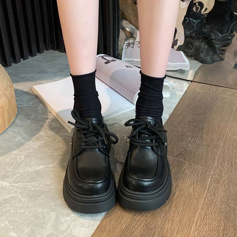 

Корейская женская обувь на весну 2025 года, новая ретро-универсальная обувь, более толстый каблук, милые и крутые маленькие кожаные туфли в британском стиле, тренд 40 матовый черный