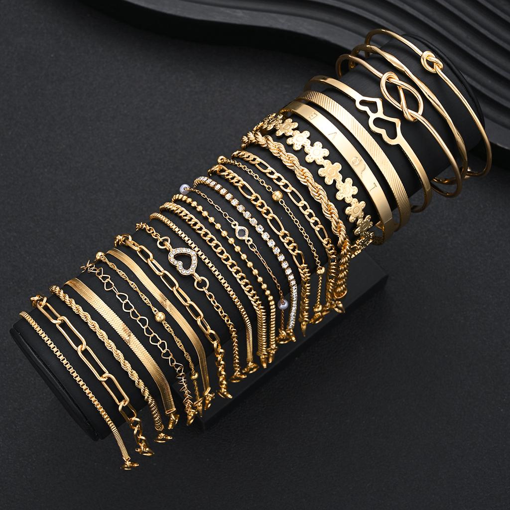 25 Stück/Set Personalisierter Multi-Element-Armreif mit dicker Linie, goldfarben, Herz, Perle, Zirkon, für Damen, täglicher Schmuck 2026