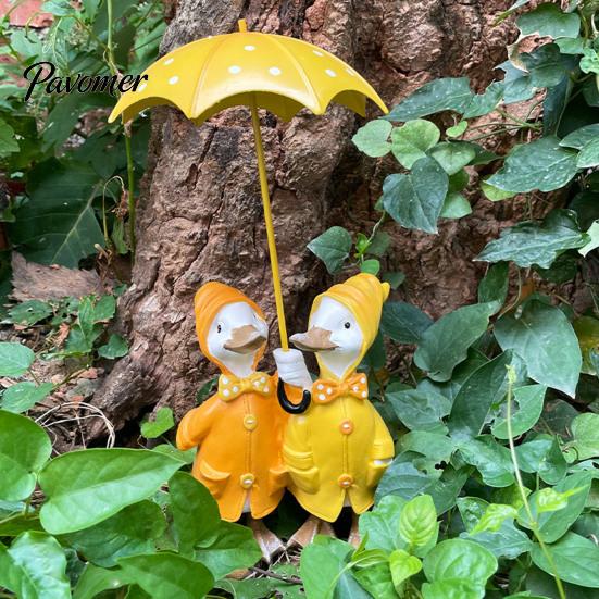 Resin Duck Statue Holding Umbrella Outdoor Garden Yard Yellow Weather-resistant Figurine Animal Sculpture Home Office Decoration Ornament Decor