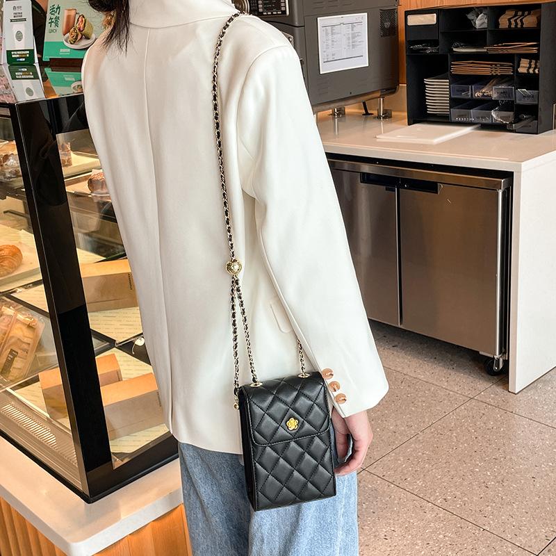 All Kinds of Mobile Phone Bag Fashion Chain Bag Niche Design Mini Crossbody Bag Female Summer