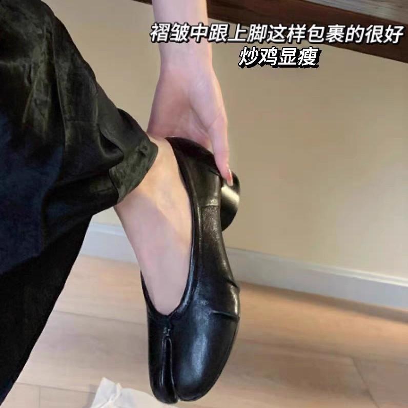 Fashion Spring Women Low-heel Split Toe Shoes Soft Leather Shallow Slip On Women Mary Janes Single Shoes Tabis Retro Ballet Shoes