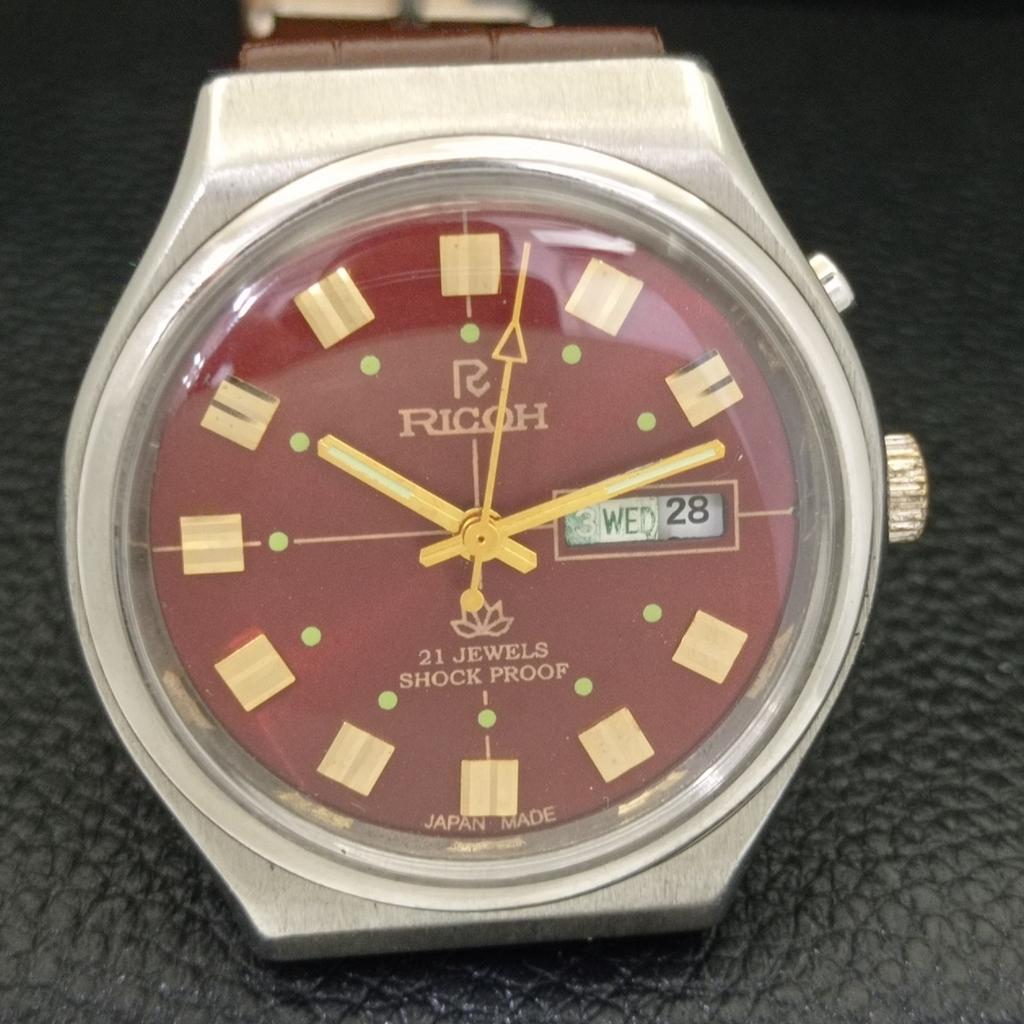 VINTAGE RICOH R31 AUTOMATIC JAPAN MENS RED COLOR DIAL WATCH a500615-5 R153-a500615