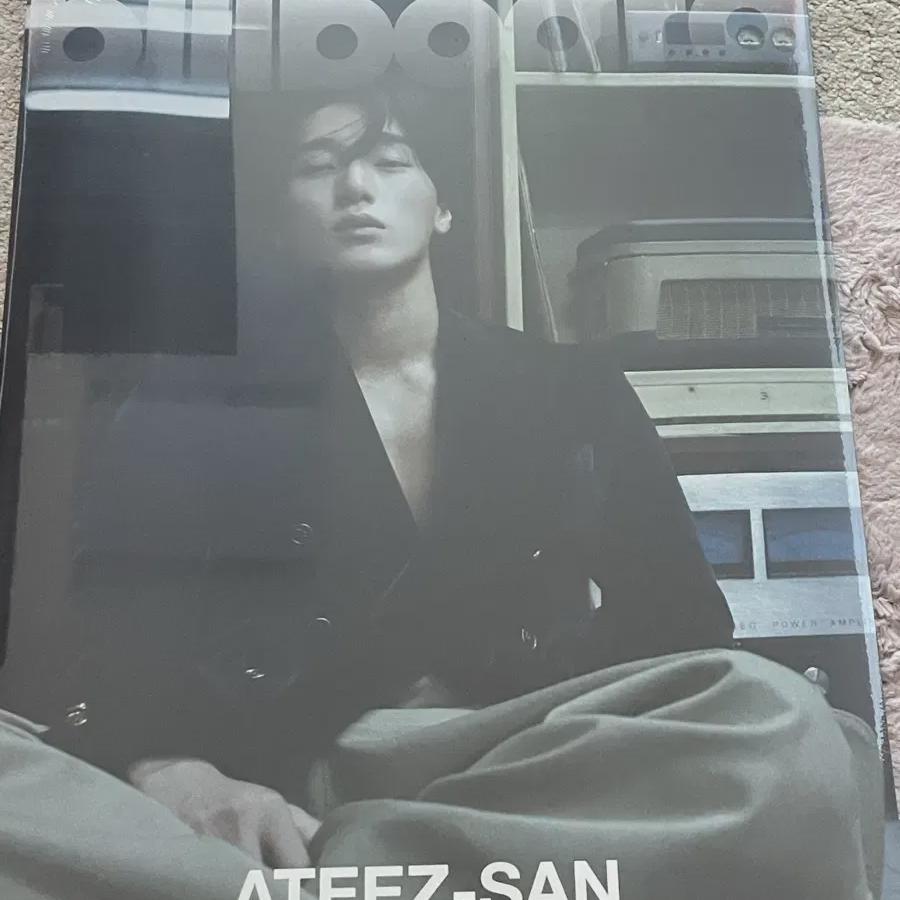 

Журнал Billboard Mt Ateez Eighth Mountain в запечатанной упаковке