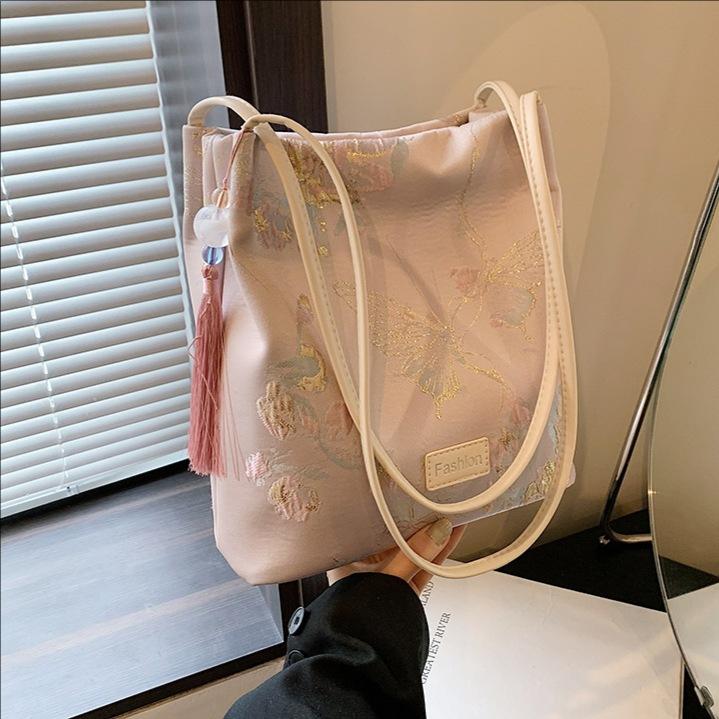 Bag Women's New Fashion Embroidery Casual Versatile Shoulder Bag