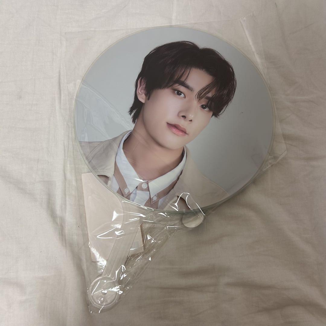 

[USED] JAKE Fan EN-CONNECT