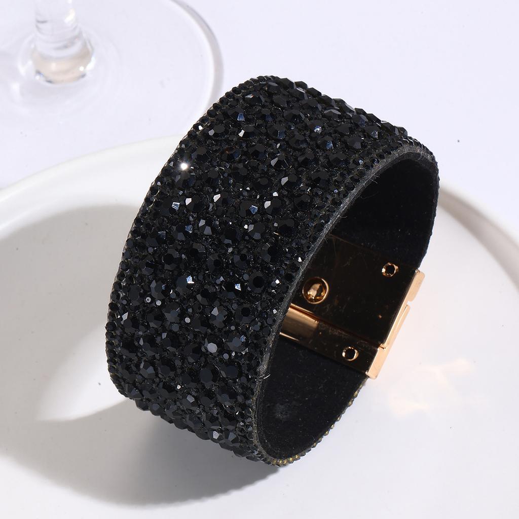 European, American Bohemian Style Multi-layer Leather Rope Bracelet Retro Magnetic Buckle Rough Stone Love Bracelet Women's Winding Jewelry