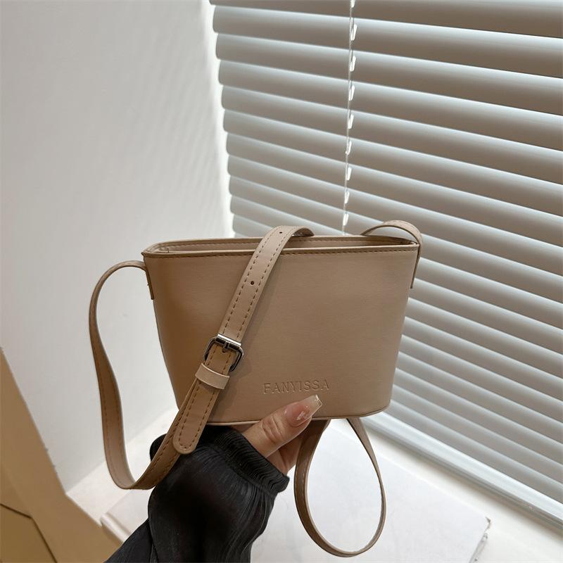 Korean Mini Bucket Bag Trendy Simple PU Leather Shoulder Bag For Girls Casual Daily Shopping Travel School Fashion Satchel