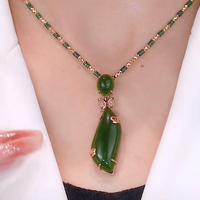 

Gold Bamboo Imitation Jade Clavicle Necklace - Original Design Fashion Accessory