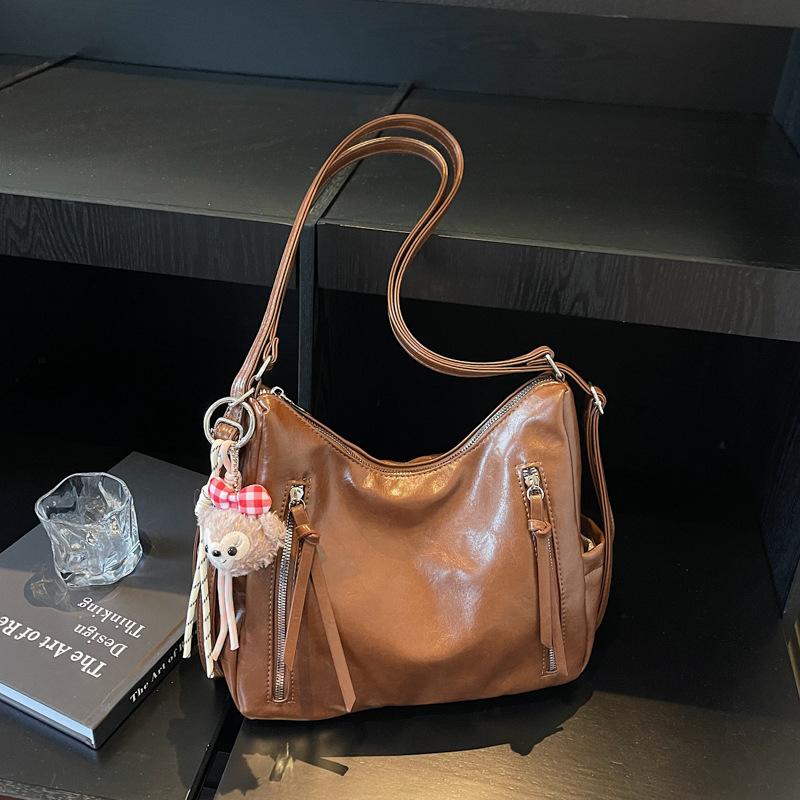 Casual Commuter Tote Bag Women's Large Capacity 2025 New Shoulder Messenger Bag Retro Fashion Lightweight Backpack