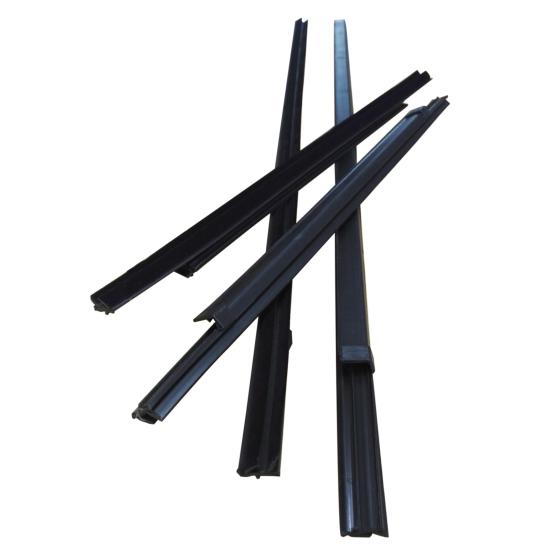 4Pcs Outer Seal Weatherstrip Window Glass Belt Rubber Moulding Trim for Nissan D22