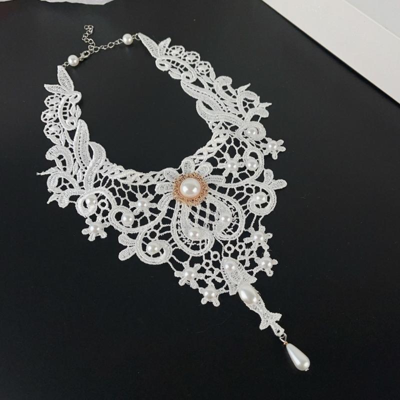 Gothic Lace Clavicle Necklace with Adjustable Clasp for Party Styling, Photo Looks, and Dress-Up Outfit Detail Appeal