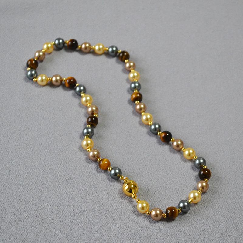 Autumn and Winter New Niche Retro Design Maillard Wind Tiger's Eye Stone Pearl Colored Candy Beaded Magnetic Buckle Necklace
