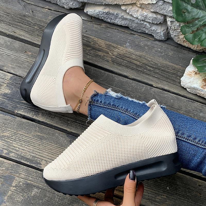 Fashion Thick Sole Height Increasing Casual Sneakers for Women Lightweight Breathable Knit Sports Shoes Woman Slip On Platform Sneakers