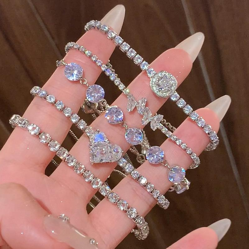 

Exquisite Silver Zircon Crystal Bracelet for Women - Elegant Beaded Friendship Jewelry