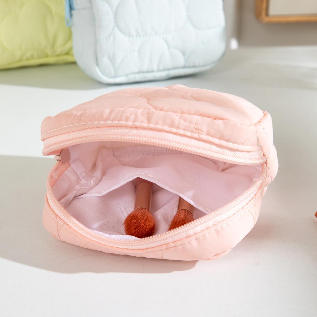 New Cloud Cosmetics Organizer Makeup Pouch Sanitary Pad Pouch Girls Portable Travel Toiletry Bag Sanitary Towels Organizer Bags