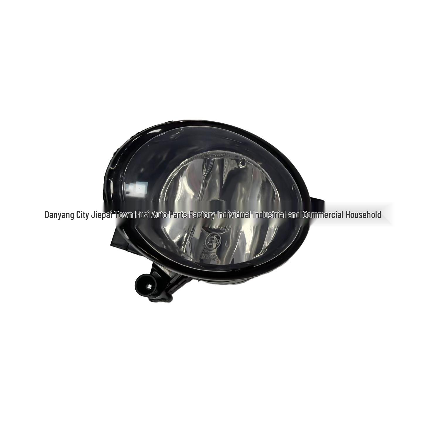 

Compatible Fog Lights for Volkswagen Sagitar, Jetta, Tiguan, Bora, Touran, Caddy (2012-2014 Models) - Part Numbers: 5K0941699/700