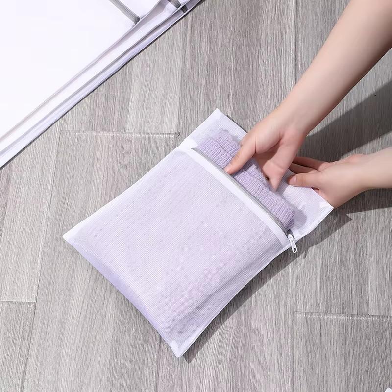4pcs Zippered Mesh Laundry Bag Polyester Laundry Wash Bags Fine Net Laundry Basket Laundry Bags for Washing Machines Bra Bag