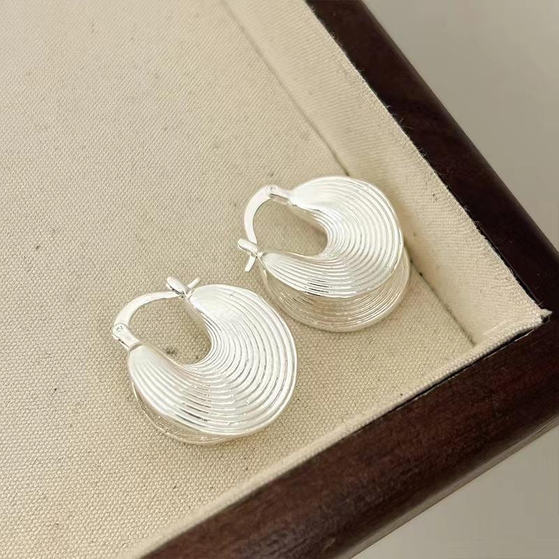 

Преувеличенные металлические нерегулярные гладкие серьги для женщин панк-серьги-кольца с пряжкой для ушей модные индивидуальные украшения для вечеринки в подарок бездна