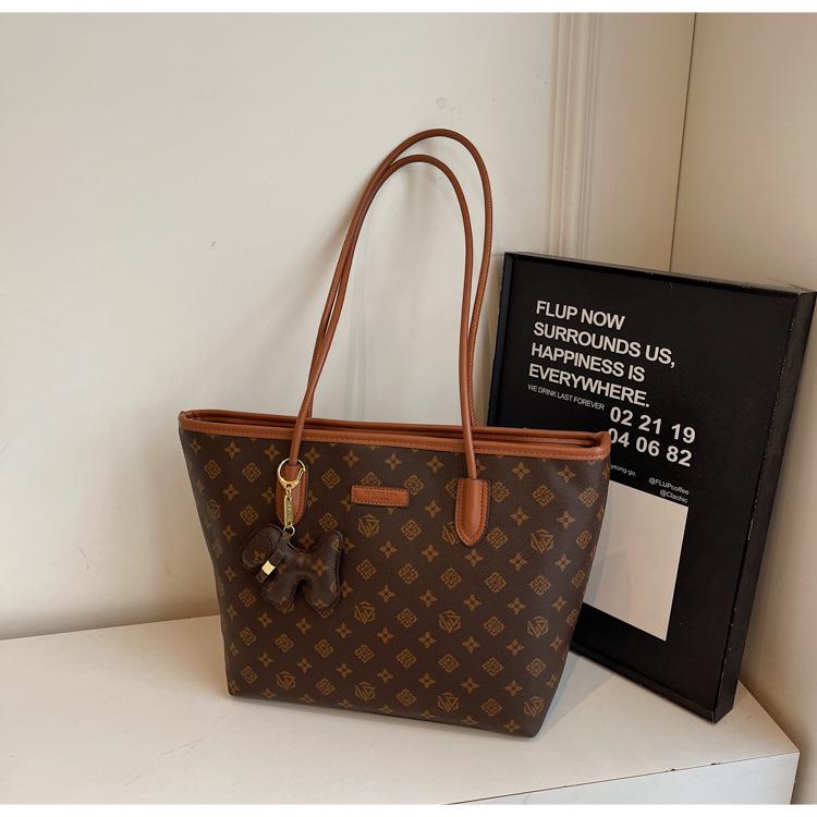 Women's Large Capacity Retro Floral Tote Bag - Luxury, Versatile Shoulder & Crossbody Style