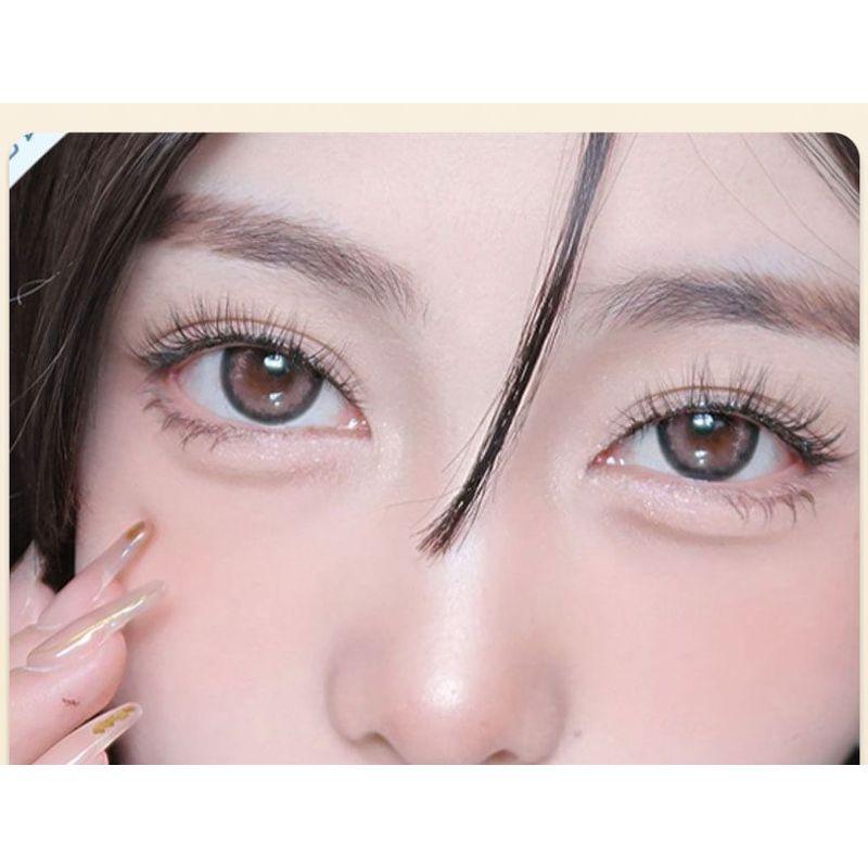 Miumi - Set: Doll Eye Wispy Magnetic False Eyelashes + Applicator