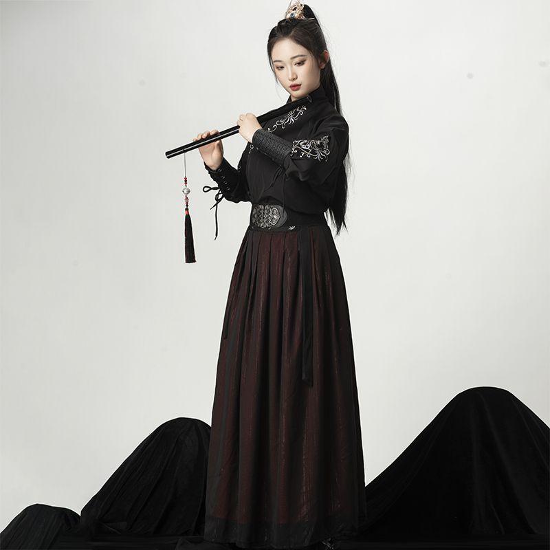 Chinesischer Stil Kampfkünstler Hanfu Hübsches Stickerei-Set für Männer und Frauen