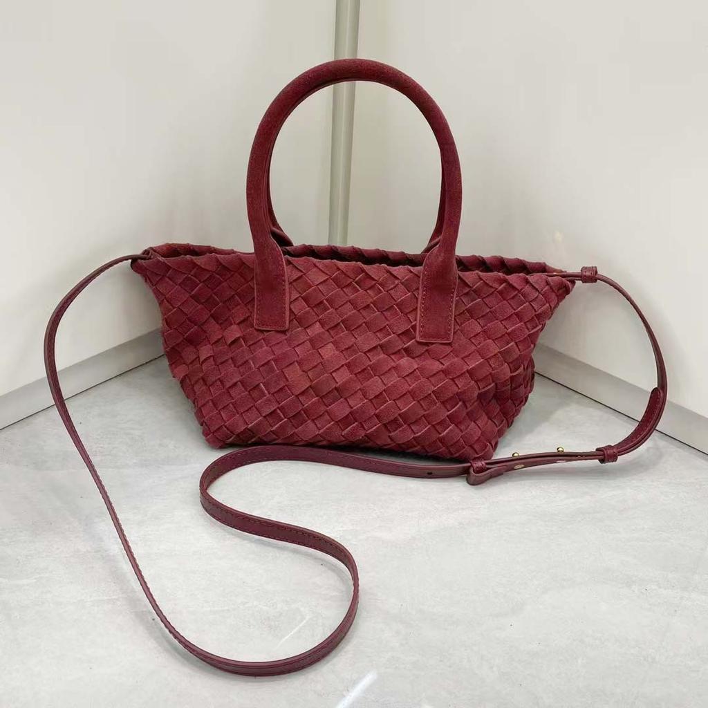 Piele naturală și coș de legume țesut Strat superior din piele de vacă mată Suport de capacitate foarte mare pentru axilă Geantă mare de mână pentru femei