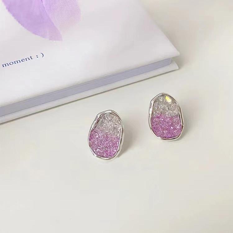 Fresh and elegant crystal earrings in orange, sea blue and green pastel gradient colors. Women's light luxury and fashionable earrings.