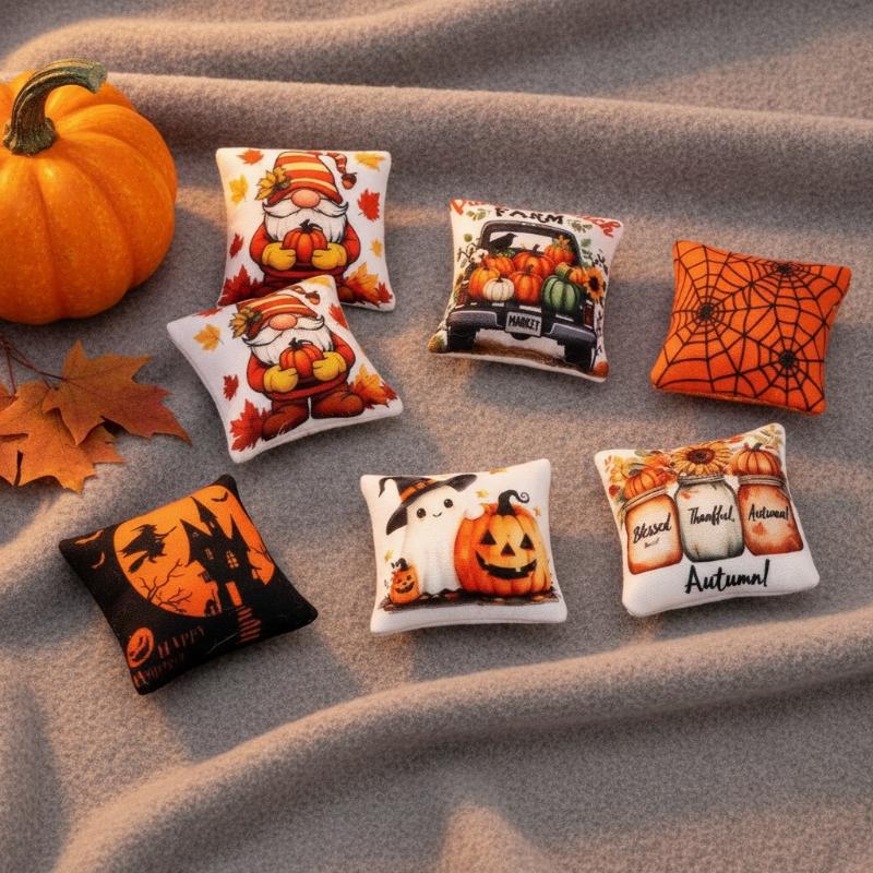 1Pcs Miniature Dollhouse Furniture Mini Halloween Pumpkin Ghost Pillow Simulation Fabric Pillow Model Diy Accessories