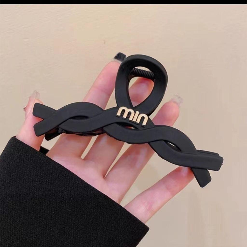 High-grade black frosted hair clips, more hair on the back of the head, more catching clips, female large hairpin shark clip headdress.