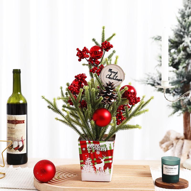 

Flickering Christmas Tree & Antler Wreath for Door & Window Display