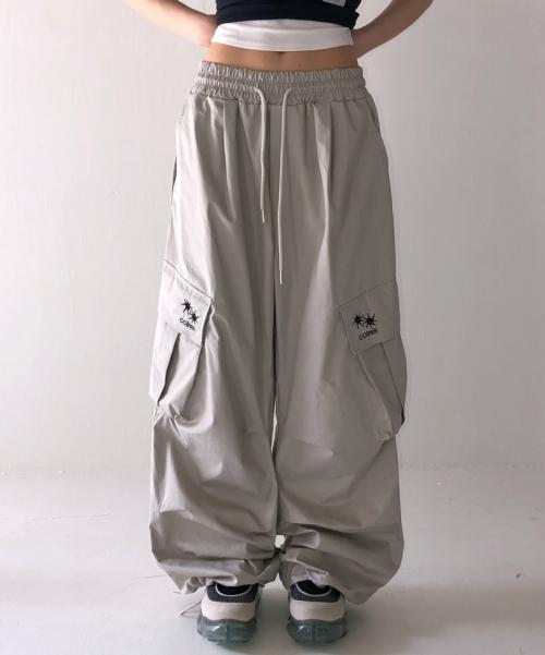 Koiliseu Vienno Parachute Wide Cargo Pants (3 Colors)
