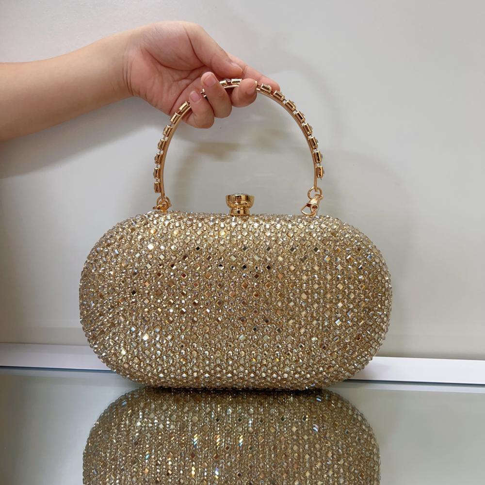 Gold Sparkling Rhinestone Clutch: Elegant Women's Evening Handbag with Diamond Detailing