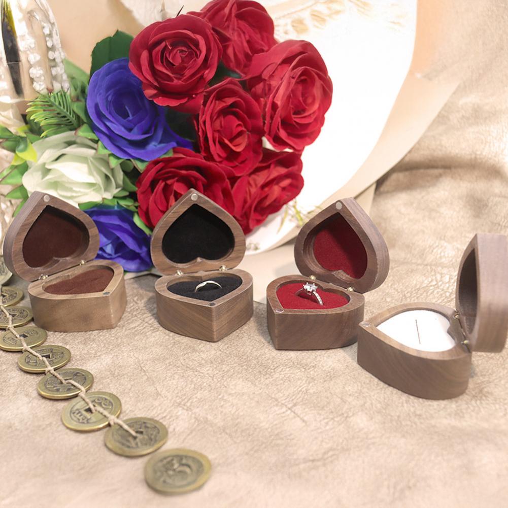 Ring Storage Box Heart-shaped Walnut Wood Jewelry Box Velvet-padded Ring Storage Case Smooth Polished Surface Wedding Proposal