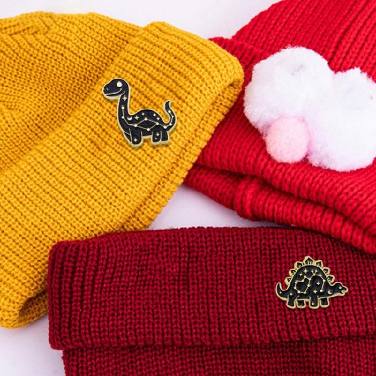 Versatile Black Dinosaur Zodiacs Brooch Constellations Themed Animal Pin Badge Handmade Gift for Fashion Enthusiasts