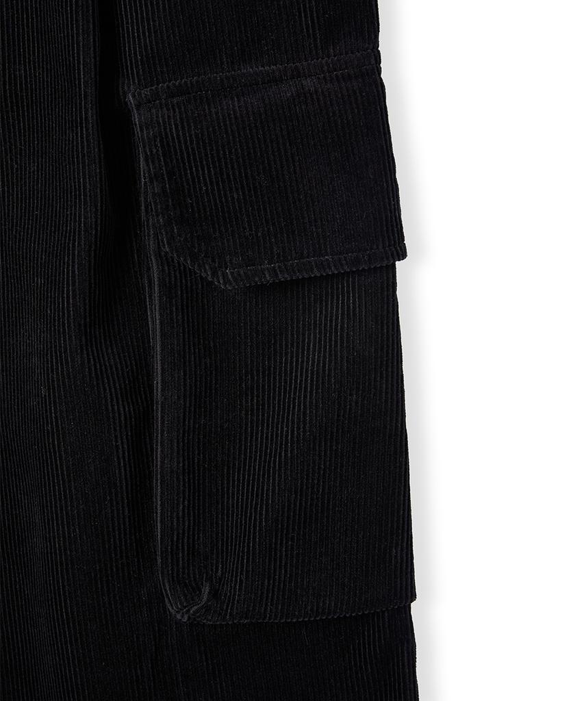 HOOVES Corduroy One-Pleat Cargo Pants [Black]