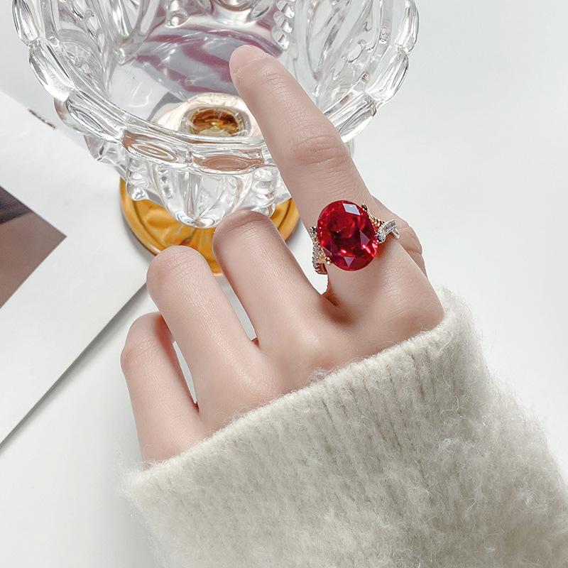 Popular Jewelry Copper Bottom Gold-Plated Simulation Red Corundum Blue Spinel Egg Ring 12 * 16