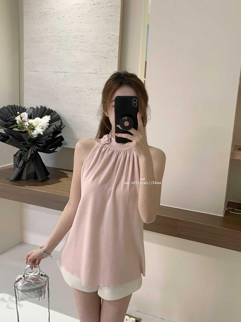 Dopamine Sweet Style Women's Halter Top: Chic, Sleeveless Summer Wear with Beautiful 3D Flower Design