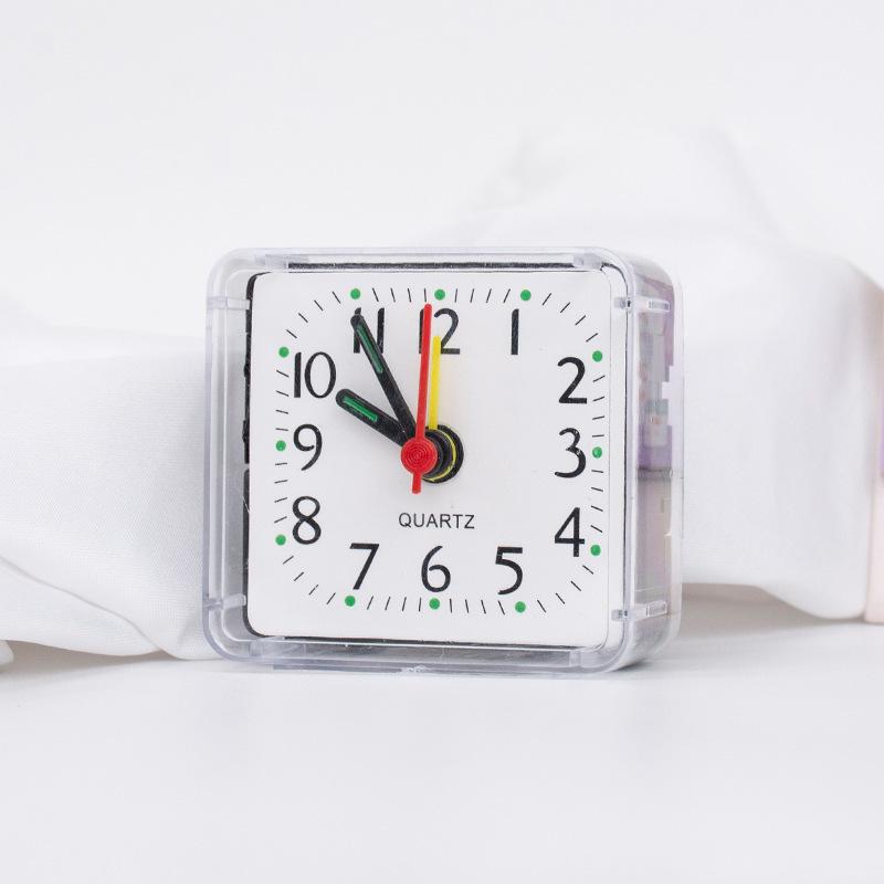 Prosty Plastikowy Mały Budzik Kwadratowy do Biura Studencki Zegar Biurkowy Śliczny Mini Zegar Nocny do Sypialni Dziecięcej Dom Ogród