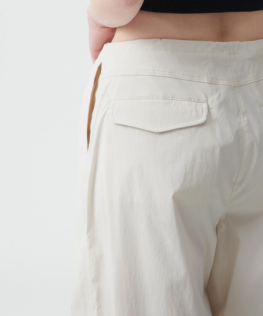 MUSINSA STANDARD WOMAN Women'S Parachute Pants [Cream]