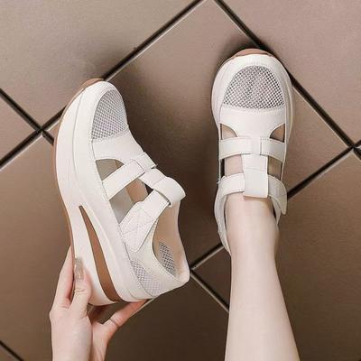 Atmungsaktive Plateauschuhe mit Netzoberfläche für Damen, Neuer Stil, Sandalen mit Zehenschutz, Schuhe mit weicher Sohle