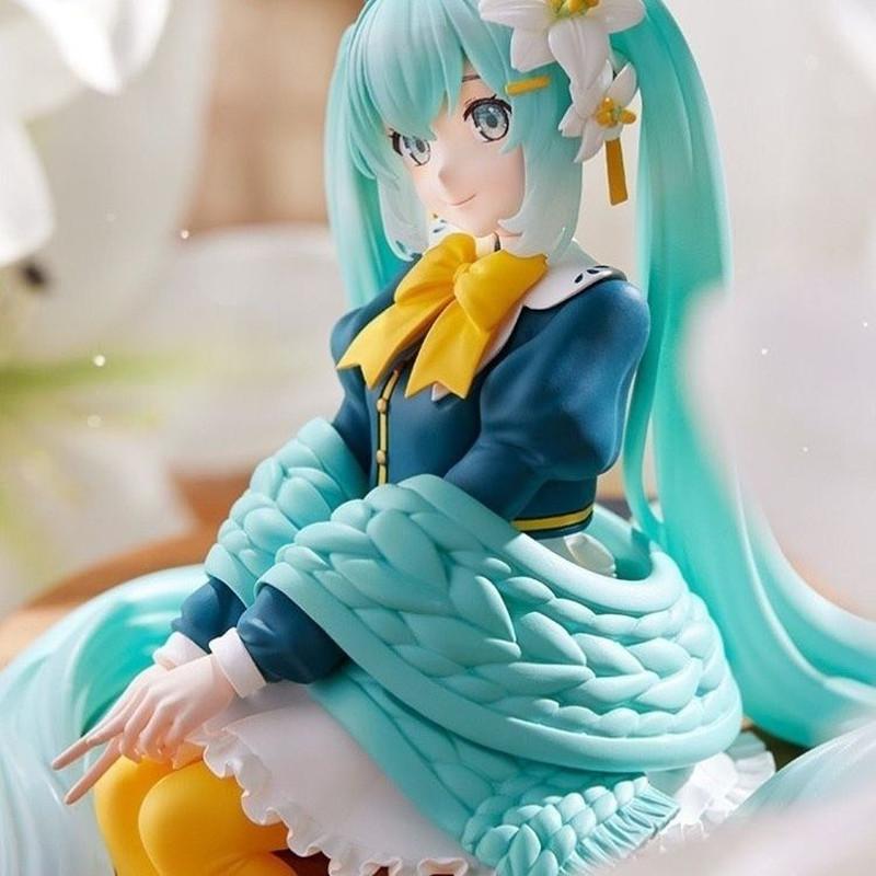 New Hatsune Miku Anime Model Lily Fairy Noodle Stopper Sitting Figure Peripheral Car Ornaments Model Decor Toys Birthday Presents