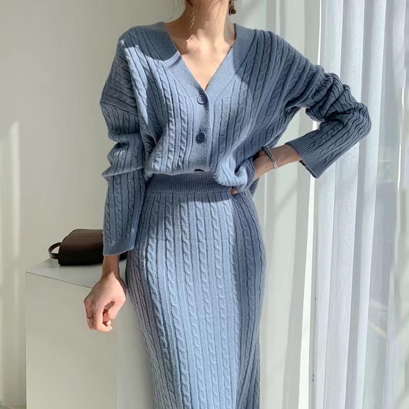 

Korean Chic V-Neck Cable Knit Cardigan & High-Waist Skirt Two-Piece Set Large синий