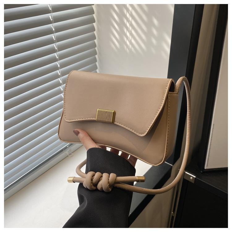 Bag Women's 2025 New Summer Shoulder Crossbody Bag Simple Casual Underarm Baguette Bag Stylish Versatile Small Square Bag