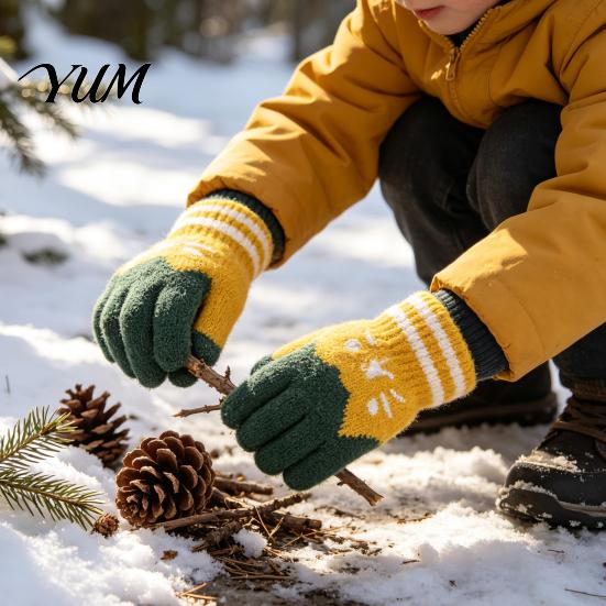 Kids Comfortable Warm Gloves for Cycling 1 Pair Winter Gloves, Cozy Thick Lined Mittens with Flexible Knitted Writing Playing Cute Cat Pattern,