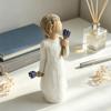Hand Carved Portrait Sculpture Girl Holding Bouquet Resin Figurine, Faceless Lady Statue, Romantic Desktop Ornament for Cream Style Room Decor Living