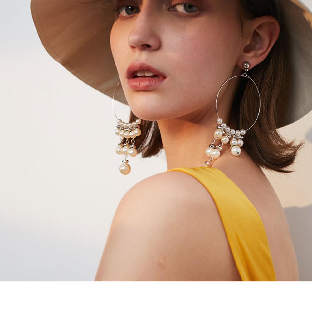 2022 New 925 Silver Needle Exaggerated Circle Artificial Pearl Hoop Earrings for Women Fashion Jewelry (5pcs of Free Shipping)