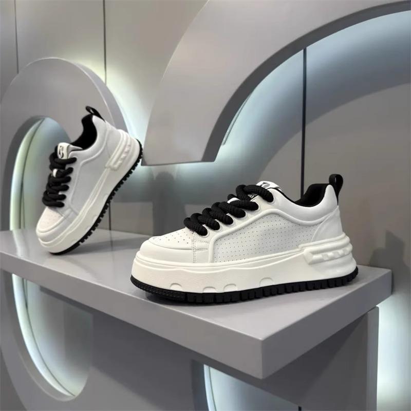 Little white shoes men's new leather breathable casual shoes fashion versatile board shoes viral trends sports shoes bread shoes